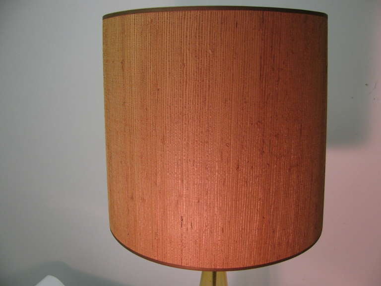 Blown Glass Pair of Tall Tapered & Fluted Mid-Century Modern Italian Glass Table Lamps For Sale