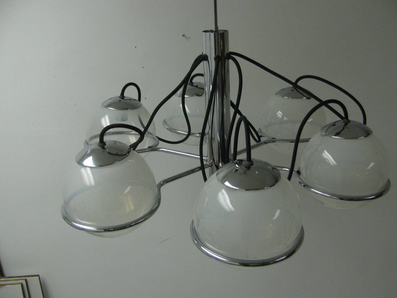 Mid Century Italian Six Globe Chandelier Gino Sarfatti For Sale 1