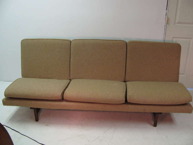 Jens Risom Danish Mid-Century Modern Walnut Bracketed Back Open End Sofa For Sale 2
