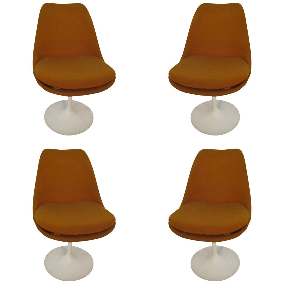 Saarinen Tulip Chairs for Knoll