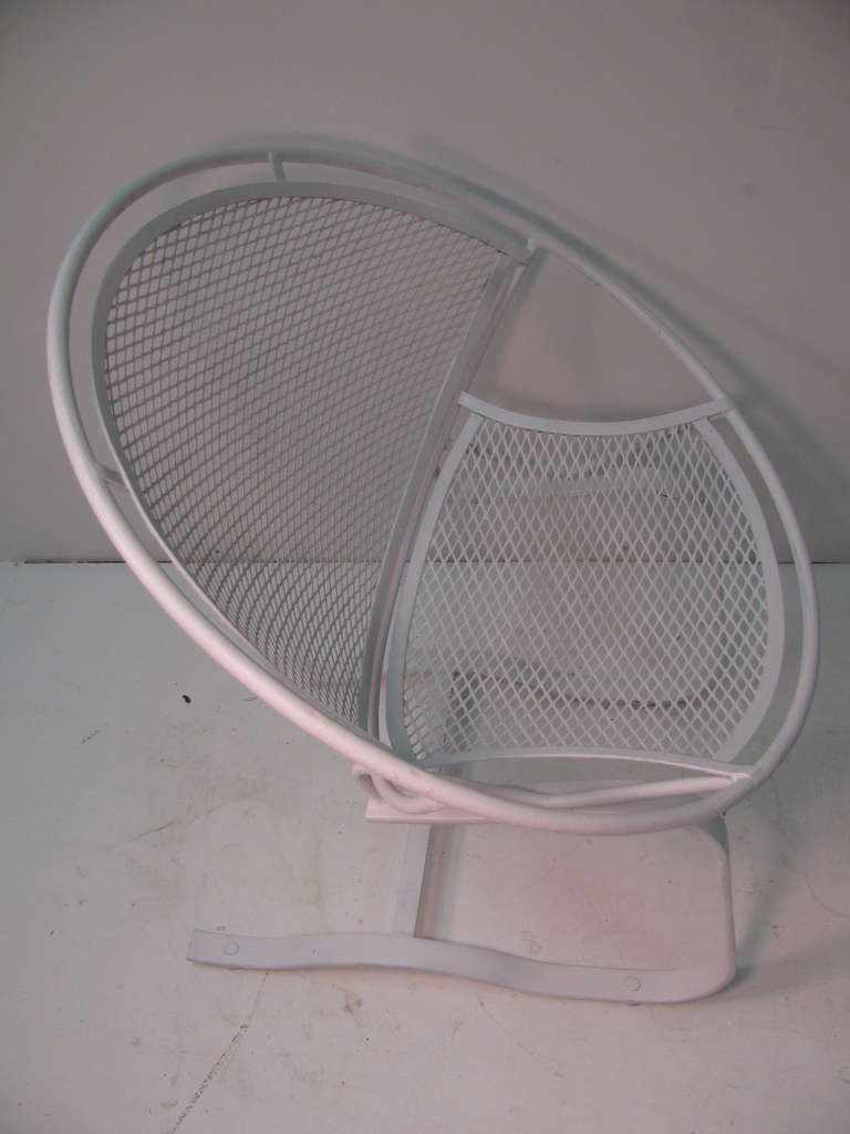 clamshell lounger