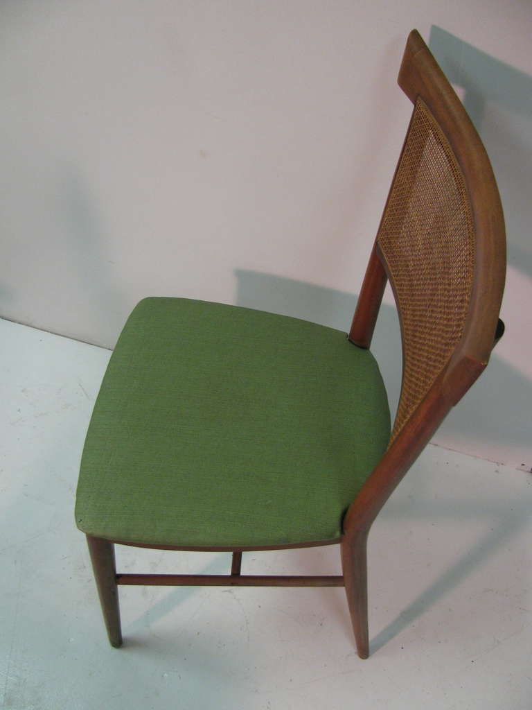 Mid-20th Century Set of Seven Paul McCobb Winchendon Perimeter Group Bow Tie Dining Chairs