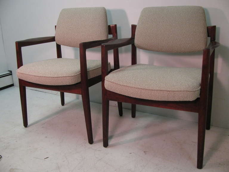 Pair of Danish Mid-Century Modern Armchairs Attributed to Jens Risom 4