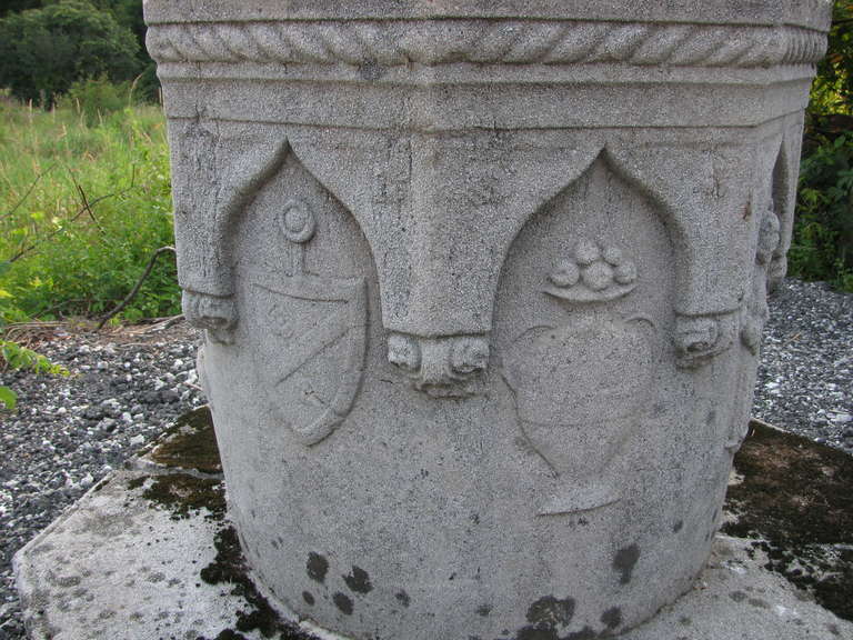 Fabulous 19th Century Cast Stone Wellhead In Good Condition In Port Jervis, NY