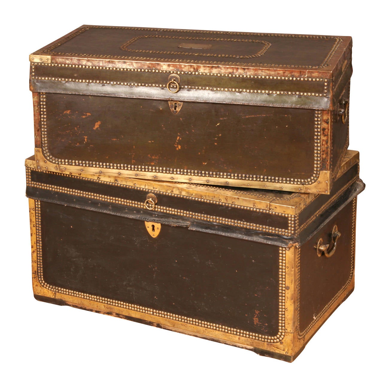 Chinese Export Trunk In Good Condition For Sale In Gloucestershire, GB