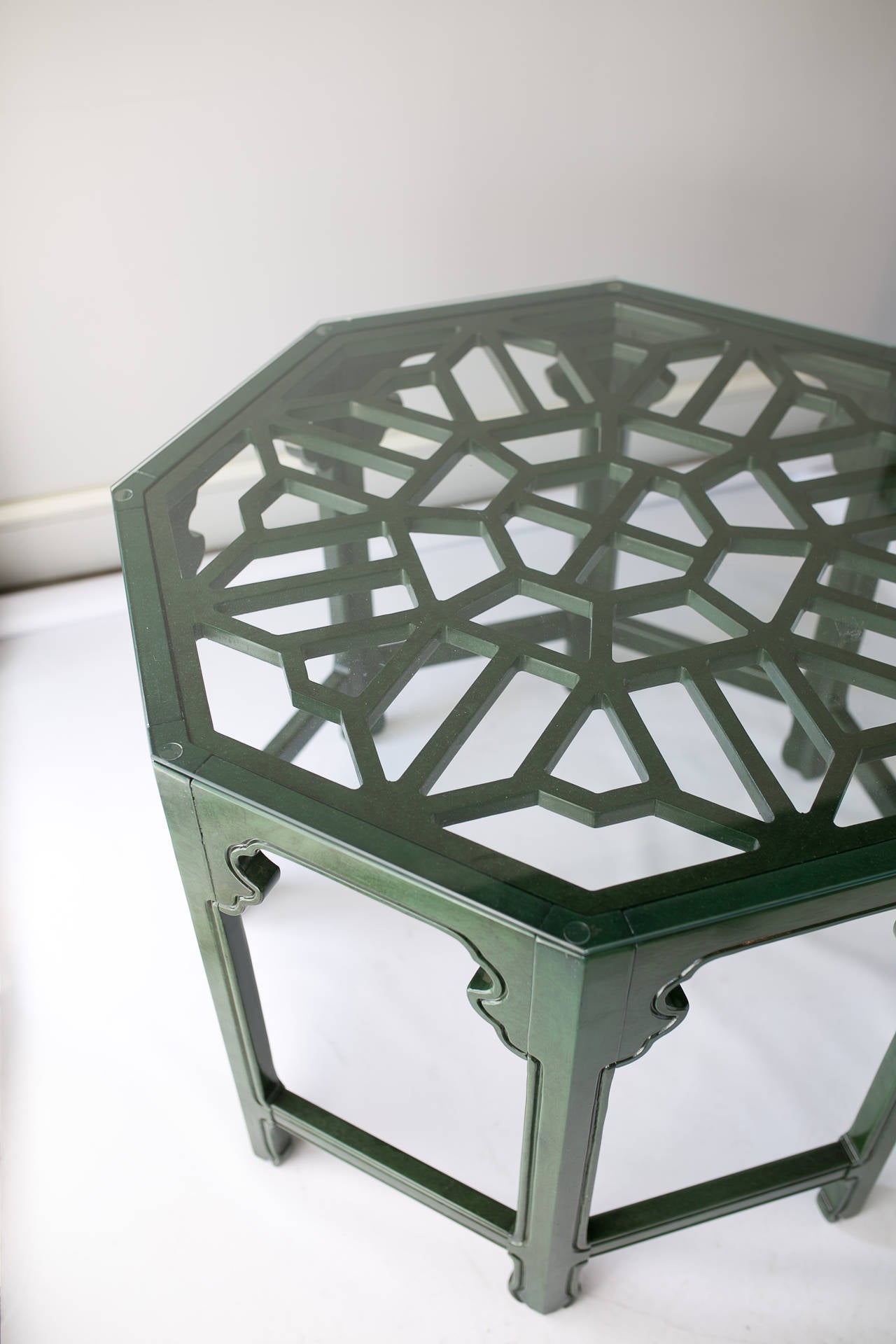 American Hollywood Regency Chinoiserie Lacquered Fretwork Octagonal Custom Table