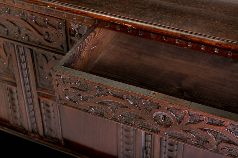 Italian Renaissance Style Carved Walnut Cabinet, 1800s For Sale 5