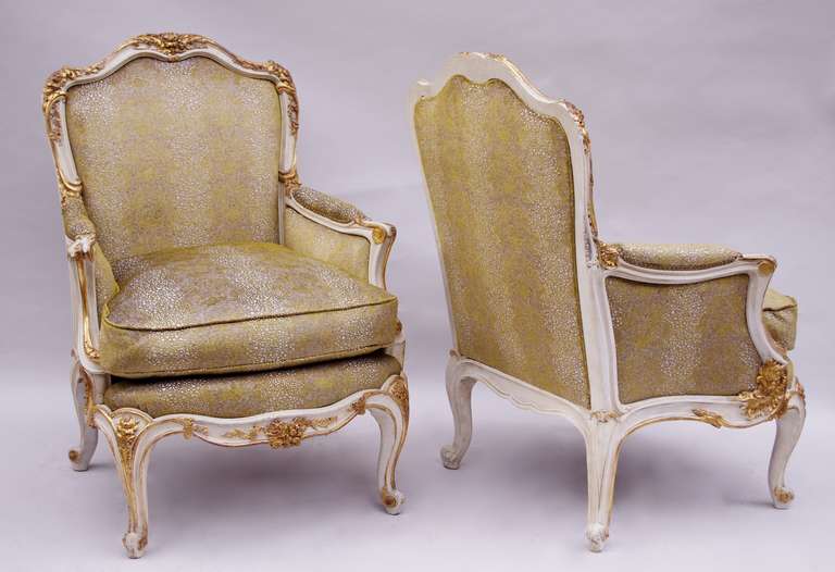 Mid-20th Century Circa 1930 Period Louis XV Style Salon Set: Pair of Armchairs and a Sofa