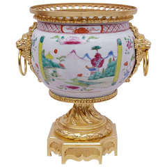 18th Century Canton Porcelain Cup Mounted in Gilt Bronze, 19th Century 1