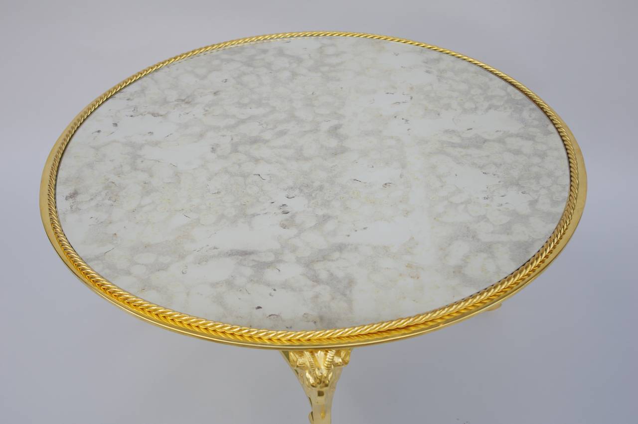 Late 20th Century Neoclassical Round Coffee Table in Gilt Bronze, circa 1970