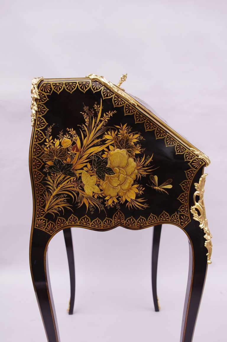 Small and Elegant Louis XV Style Secretary Desk in Chinese Lacquer 4