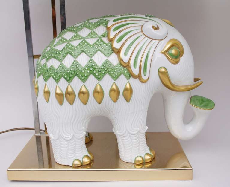 Large Pair Of Elephants Lamps In Italian Porcelain In Excellent Condition In Saint-Ouen, FR
