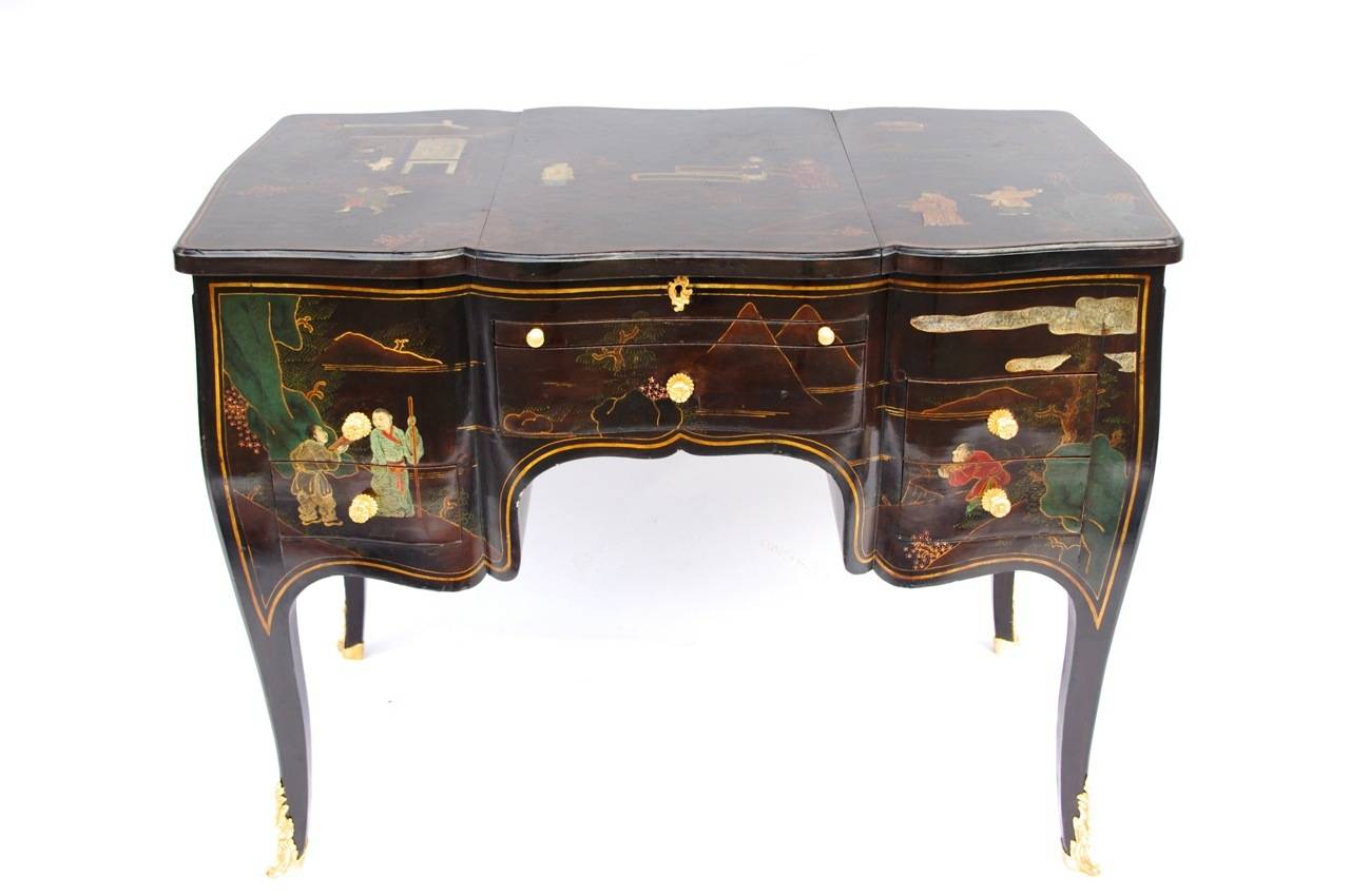 Louis XV Style Chinese Black Lacquer Dressing Table, circa 1900 In Good Condition In Saint-Ouen, FR