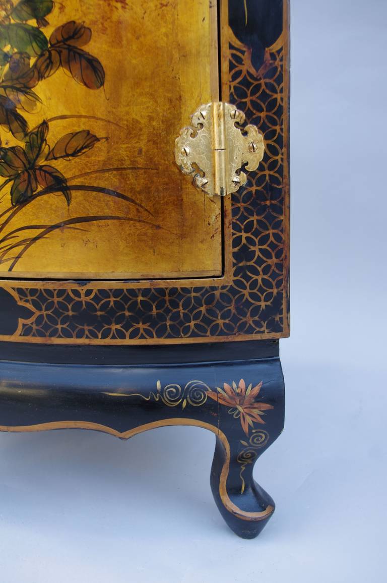 Louis XV Style Corner Cupboard with Chinese Style Lacquered Decor from 1970 3