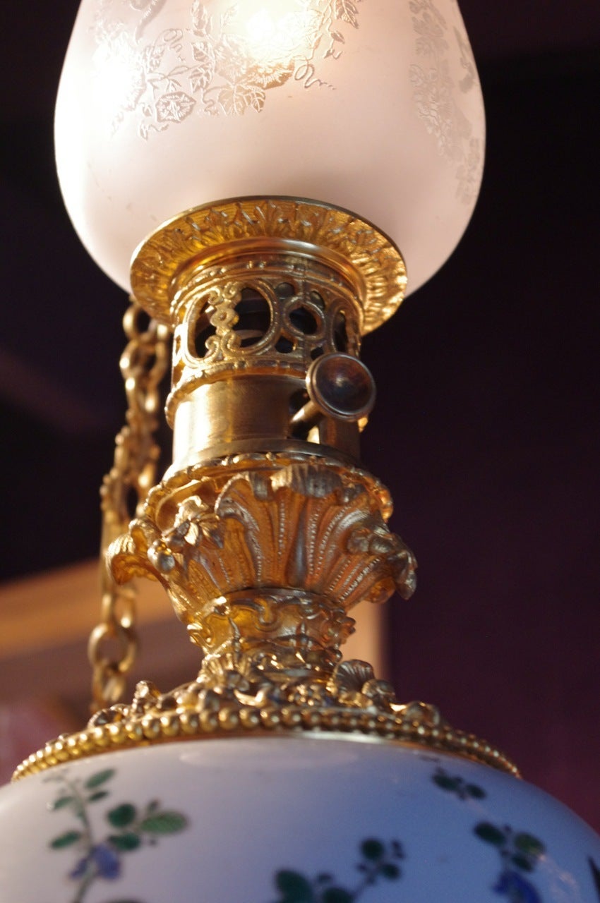 Napoleon III  Canton porcelain chandelier, gilt bronze mount, circa 1880 For Sale