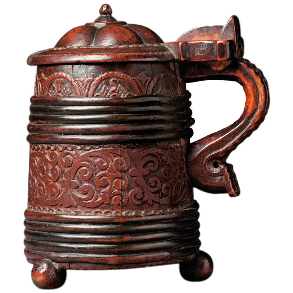 Fine Early Carved Coopered Peg Tankard with 'Jelly Mould Lid'