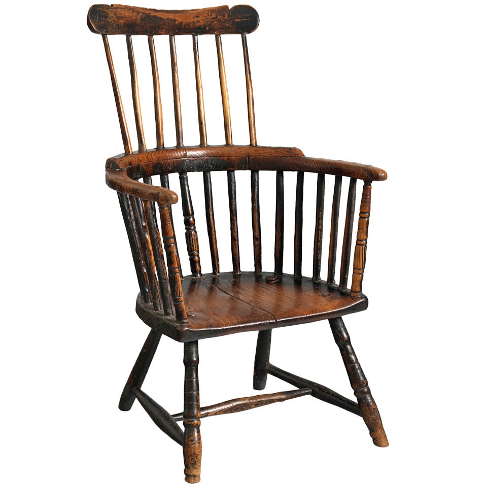 Primitive 18th Century Comb Backed Windsor Armchair For Sale