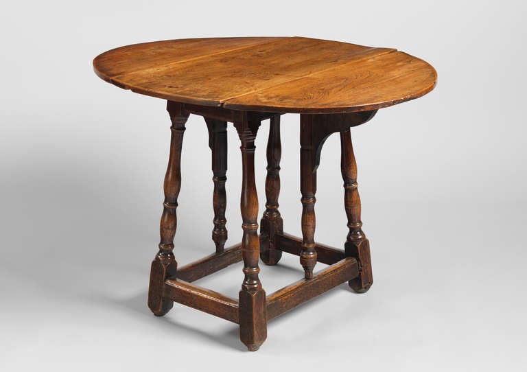Unusual Butterfly Action Oval Drop Leaf Centre Table