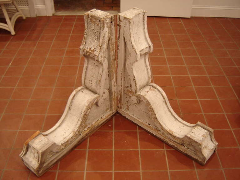 Pair of Antique Corbels In Good Condition In Redding, CT