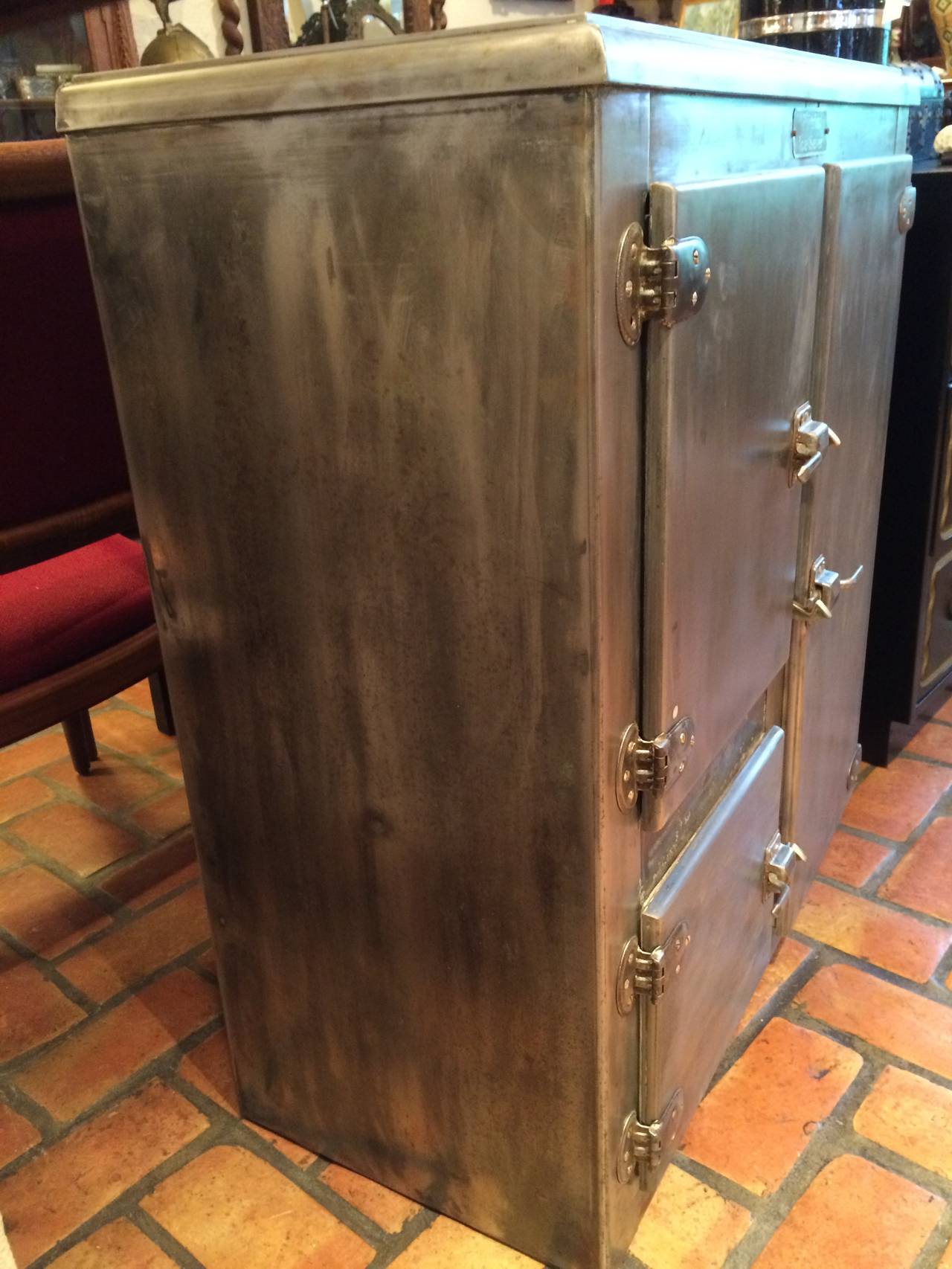 Antique Stainless Steel Industrial Ice Box/Bar by Pilgrim In Excellent Condition In Redding, CT
