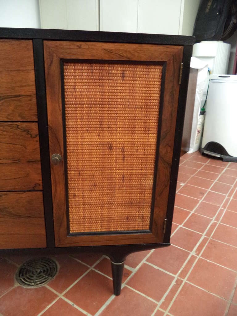 Mid Century Modern Credenza  by Lane In Excellent Condition In Redding, CT