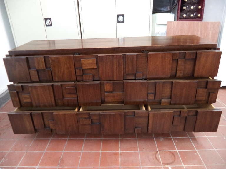 Mid Century Modern Paul Evans Inspired Brutalist Mosaic Credenza by Lane In Excellent Condition In Redding, CT