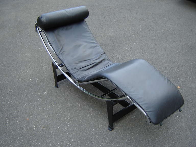 lc4 chaise longue original