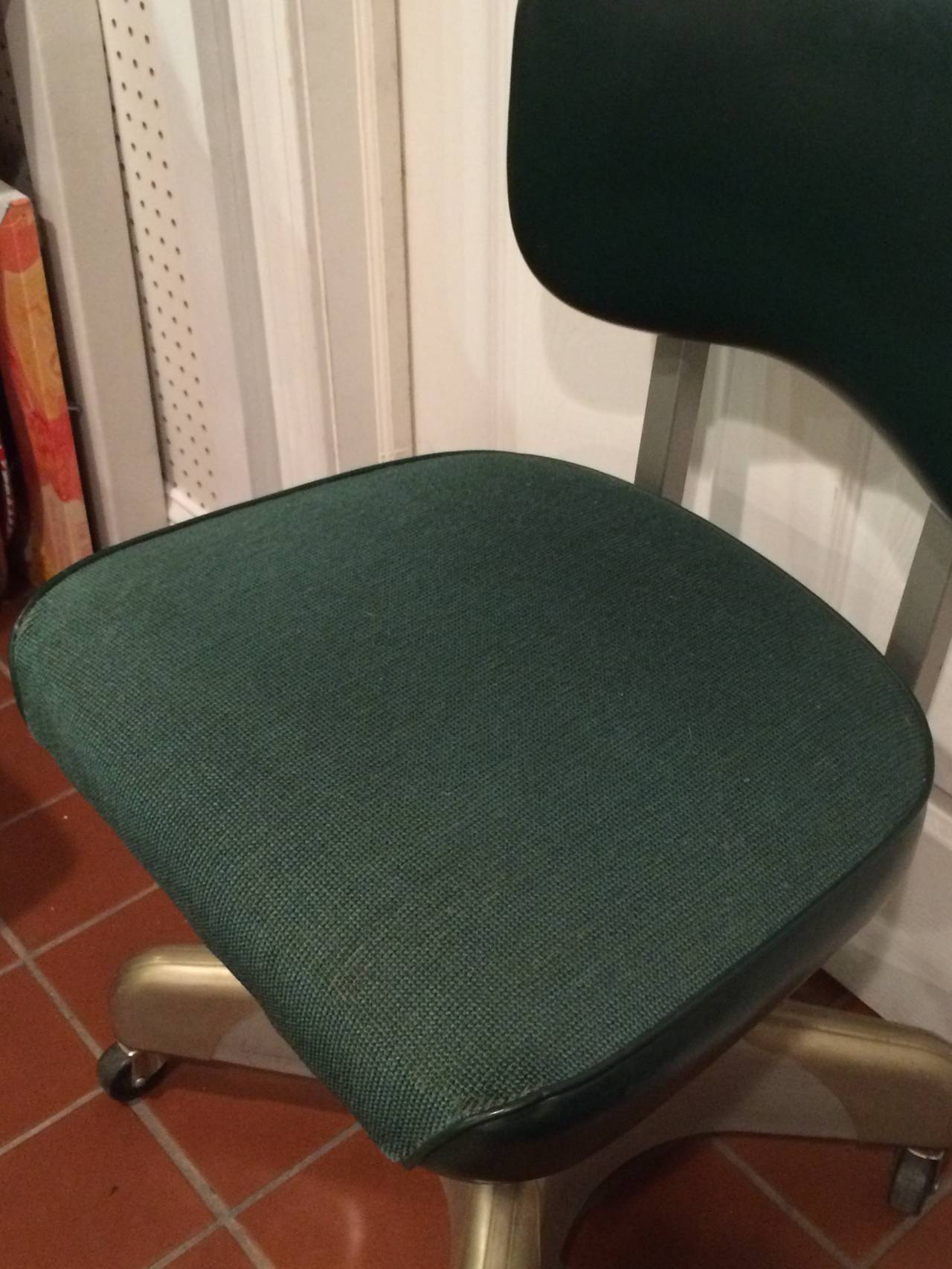 Industrial Office Chair In Excellent Condition In Redding, CT