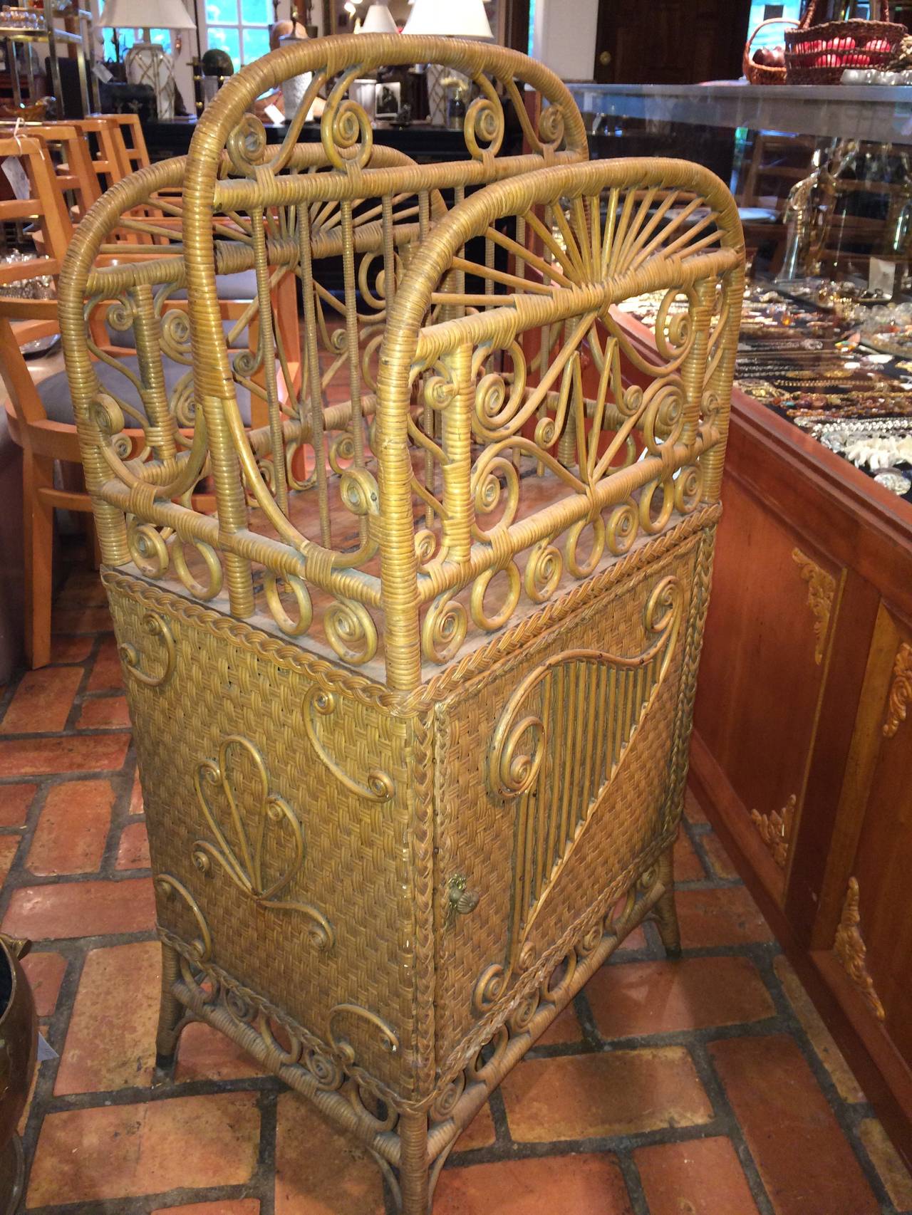 Victorian Wicker Magazine Rack / Music Stand In Good Condition In Redding, CT