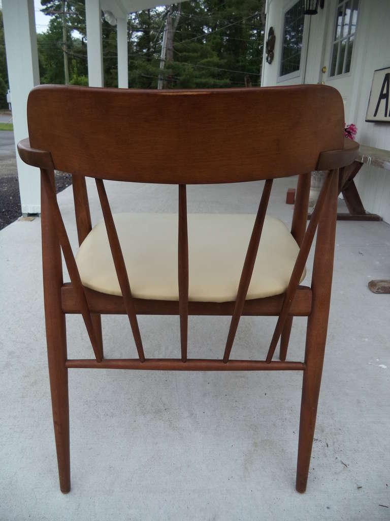 Mid-Century Modern Viko Baumritter Armchair