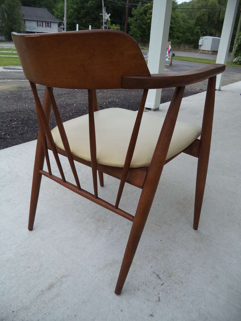 Viko Baumritter Armchair In Excellent Condition In Redding, CT