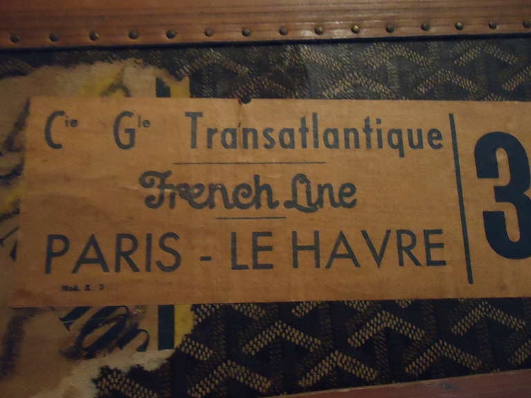 Rare Goyard Monogram Suitcase, circa 1900 In Good Condition In Redding, CT