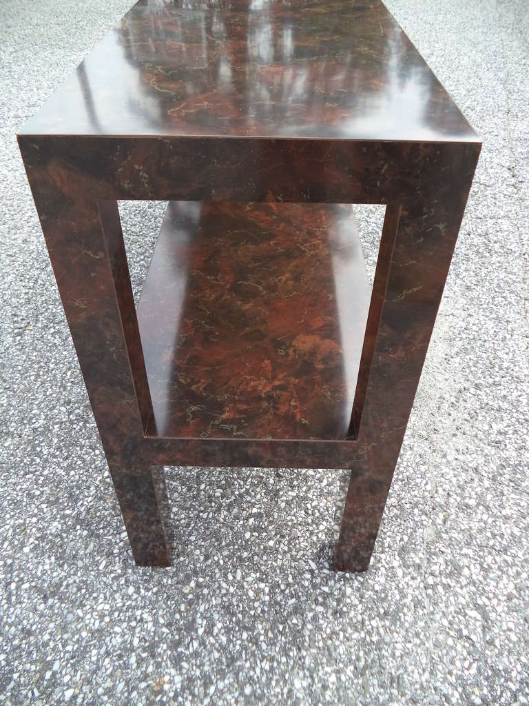  Mid Century Faux Tortoise Shell Parsons Sofa Table In Excellent Condition In Redding, CT