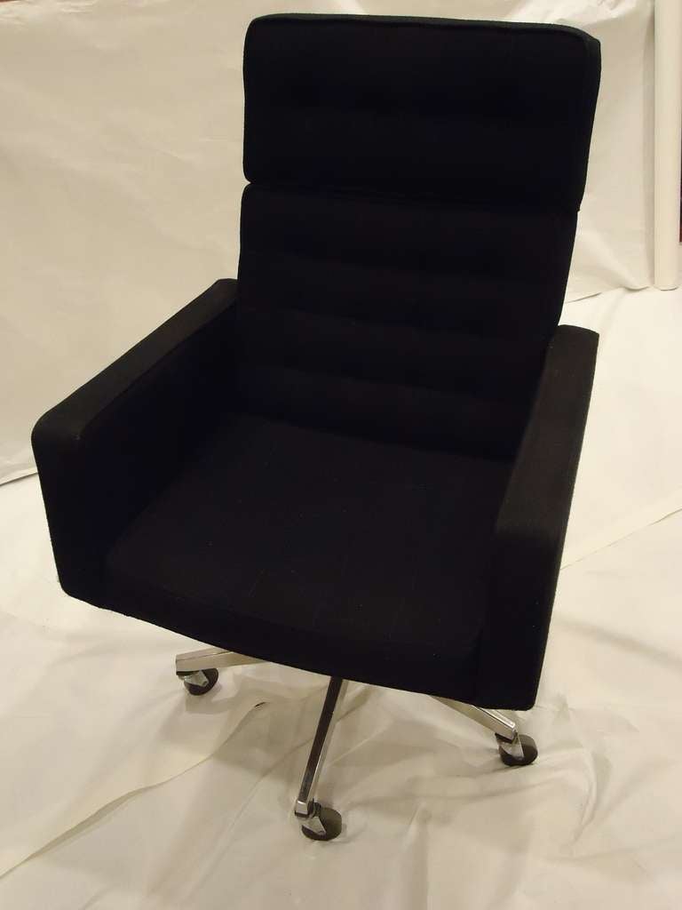 American Executive Office or Desk Chair Designed by Vincent Cafiero for Knoll