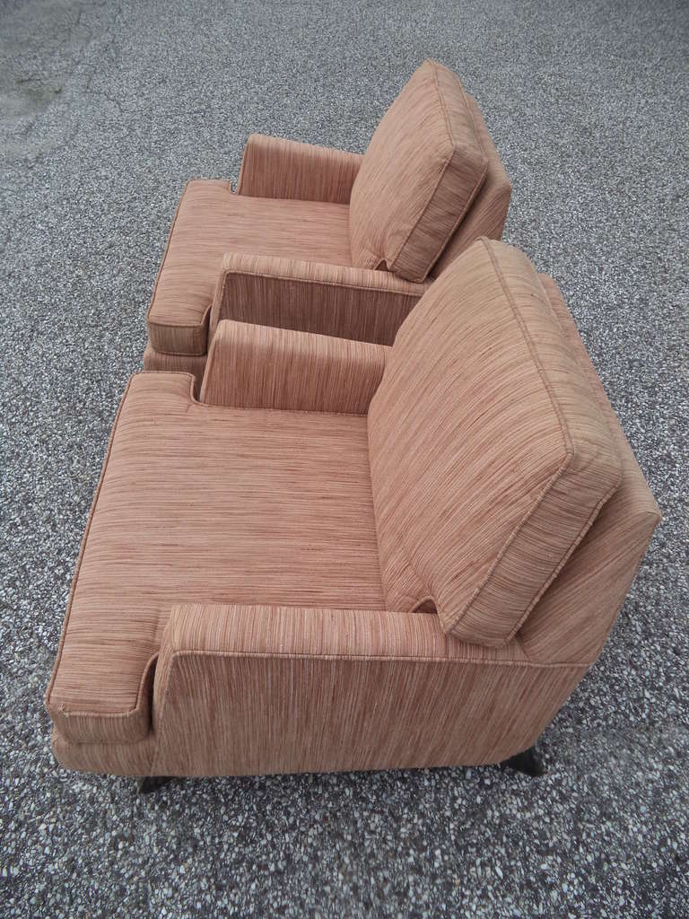 Pair of Sculptural Mid Century Lounge Chairs 1