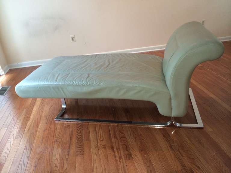 Mid Century Chrome and Leather Chaise Lounge 2