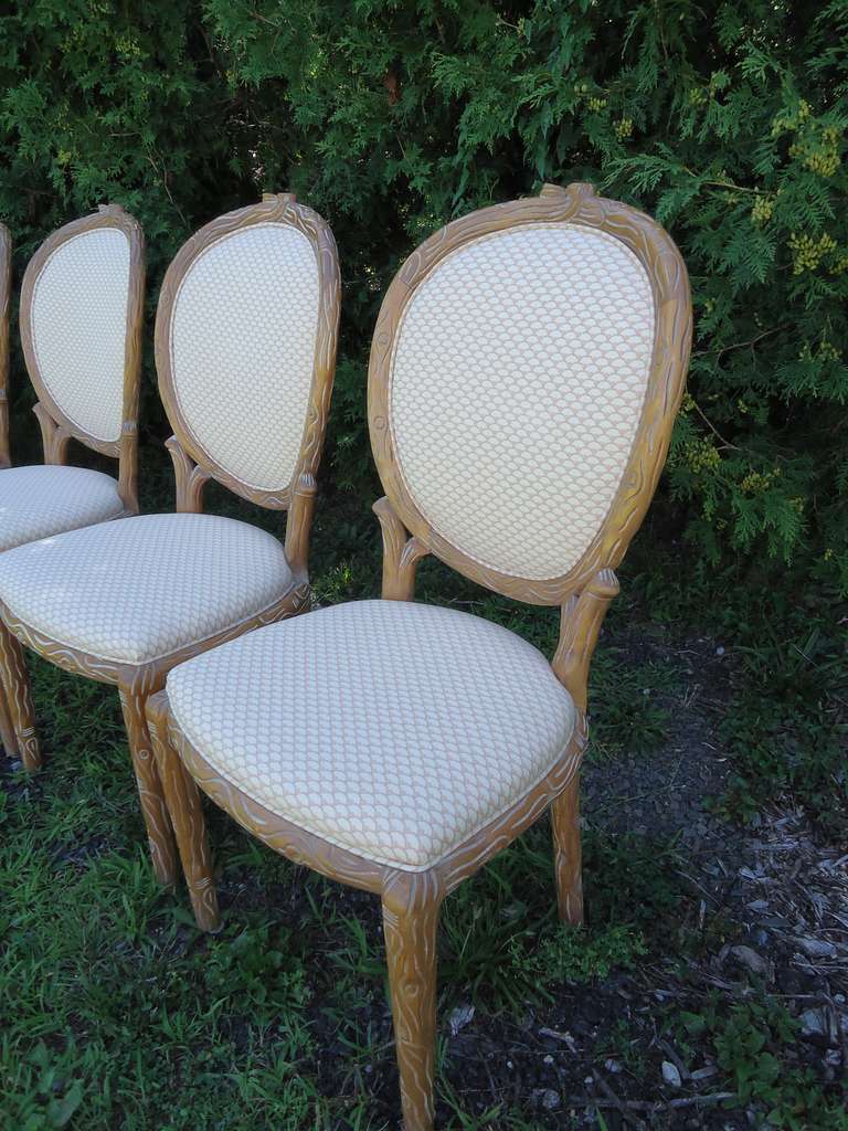 Set of Eight Mid Century Faux Bois Dining Chairs In Excellent Condition In Redding, CT
