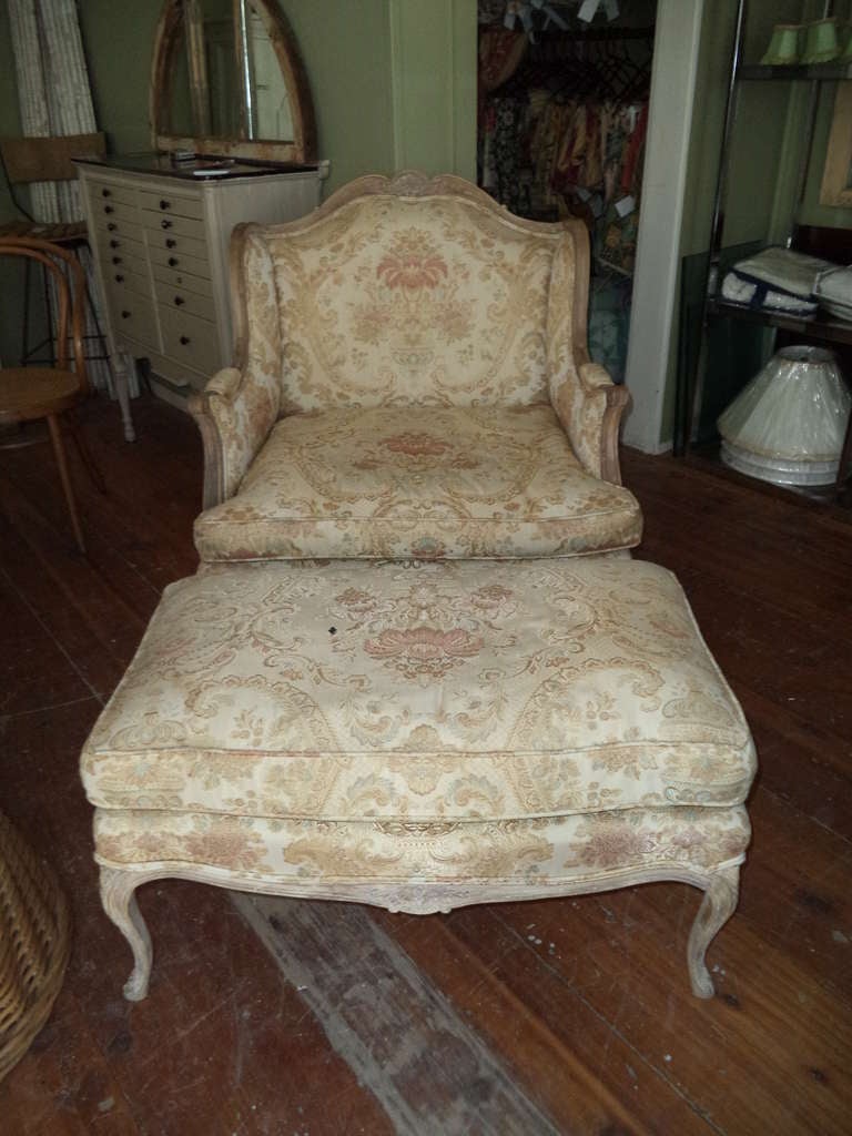 Elegant yet comfortable this over sized Bergere comes with a matching ottoman.