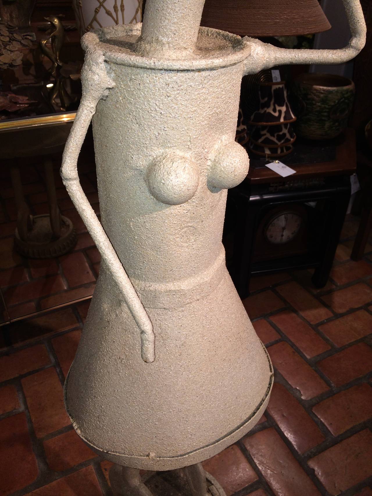 Lifesize  Skulptur einer Frau des Künstlers Jon Westberg im Zustand „Hervorragend“ im Angebot in Redding, CT