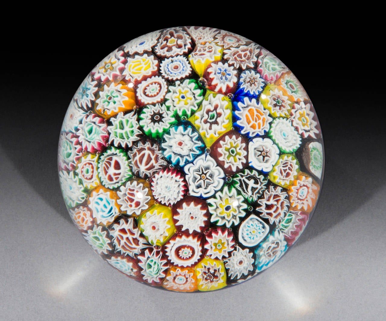 Early Victorian 20th Century Murano Paperweight of large size