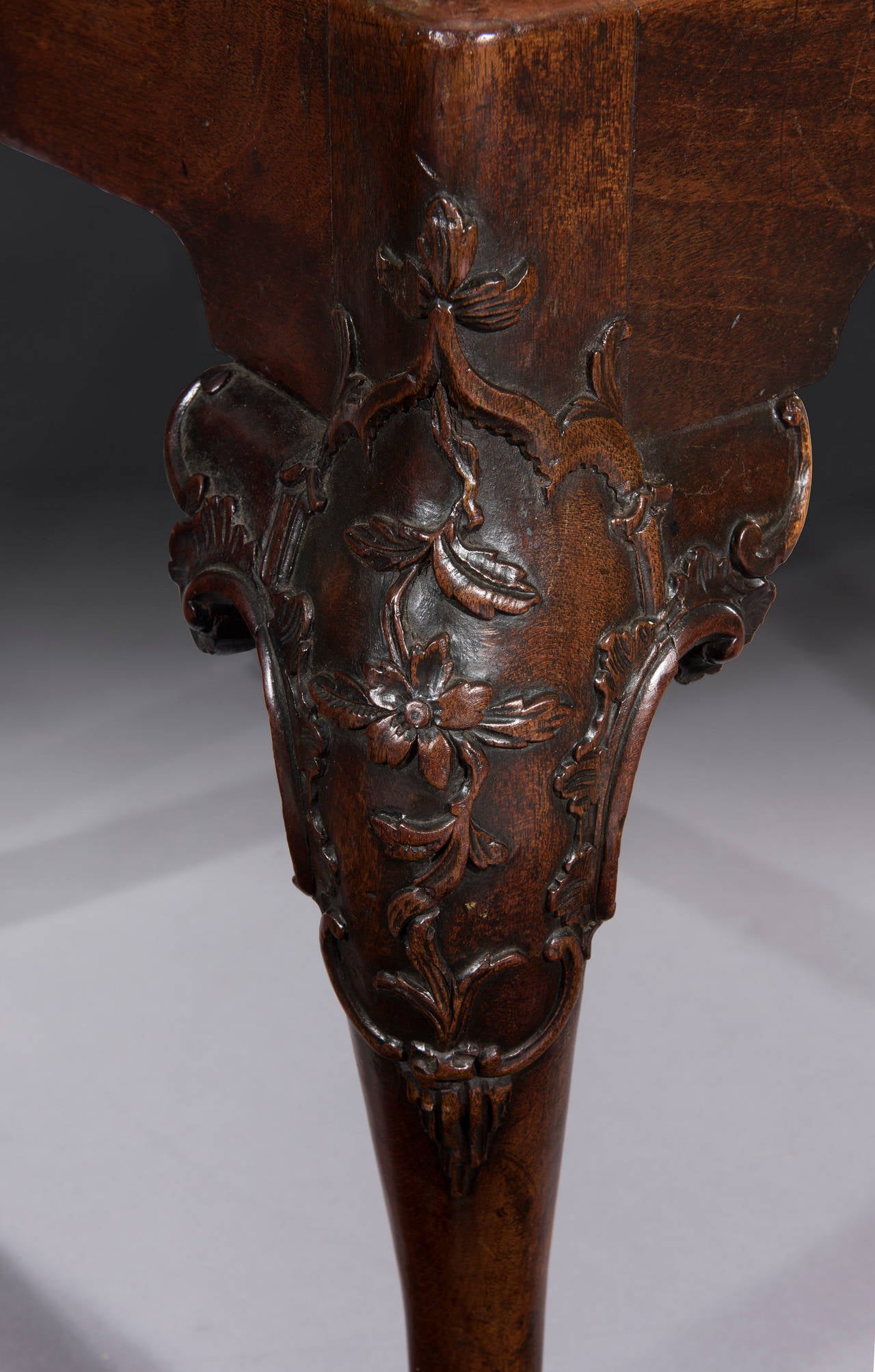 Rare George II Carved Mahogany Side Chair with Hairy Paw Feet In Good Condition In Bradford on Avon, GB