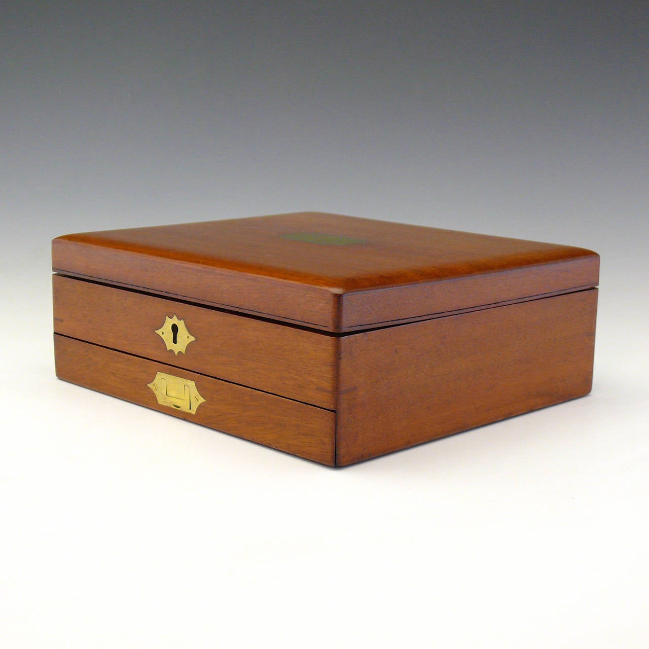 English Delightful Winsor & Newton Artists Box, Complete with Paints, circa 1910