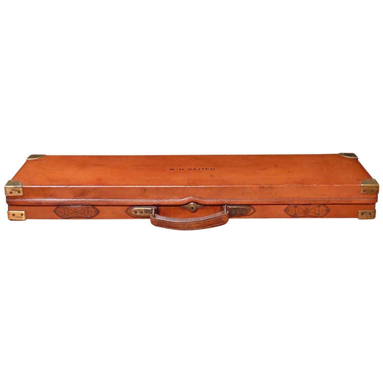 Leather on Oak Single Gun Case at 1stdibs