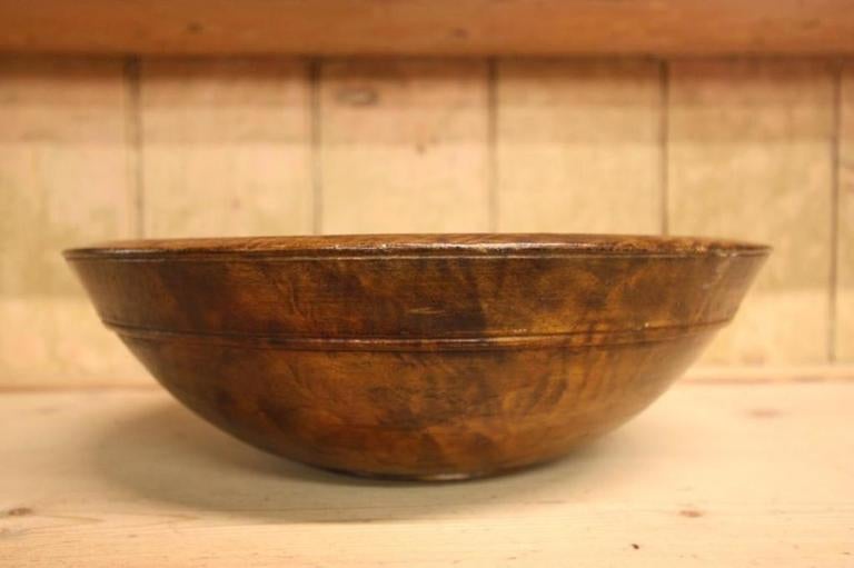 English 19th Century Antique Sycamore Dairy Bowl.
This antique dairy bowl is the most wonderful, original colour and it is in great condition with no splits or shakes.
A good large size, this English antique dairy bowl in turned in solid sycamore