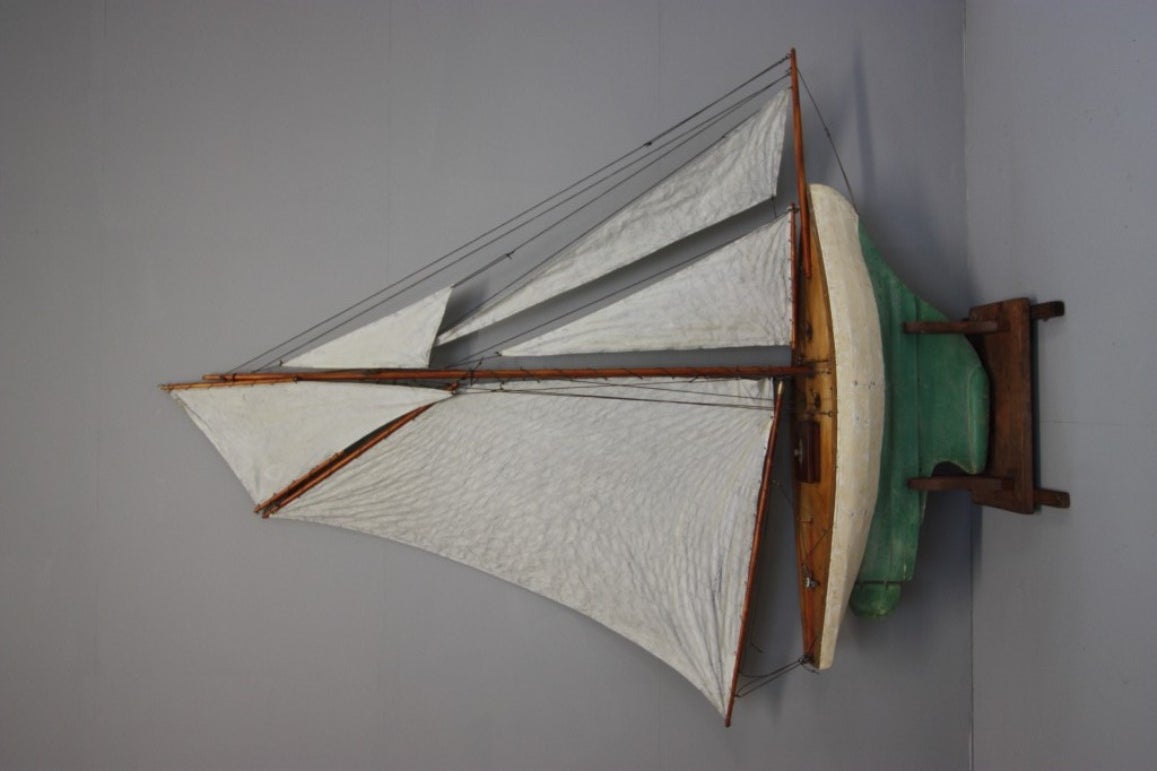 19th Century English Antique Pond Yacht.