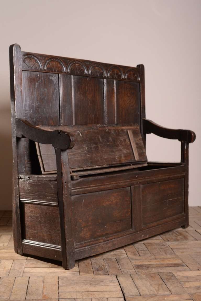 Early Georgian Antique  Box Seat Settle In Excellent Condition In Lancashire, GB