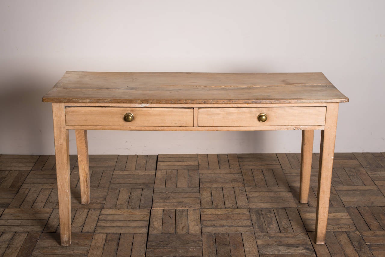 English Antique Scrubbed Elm Table