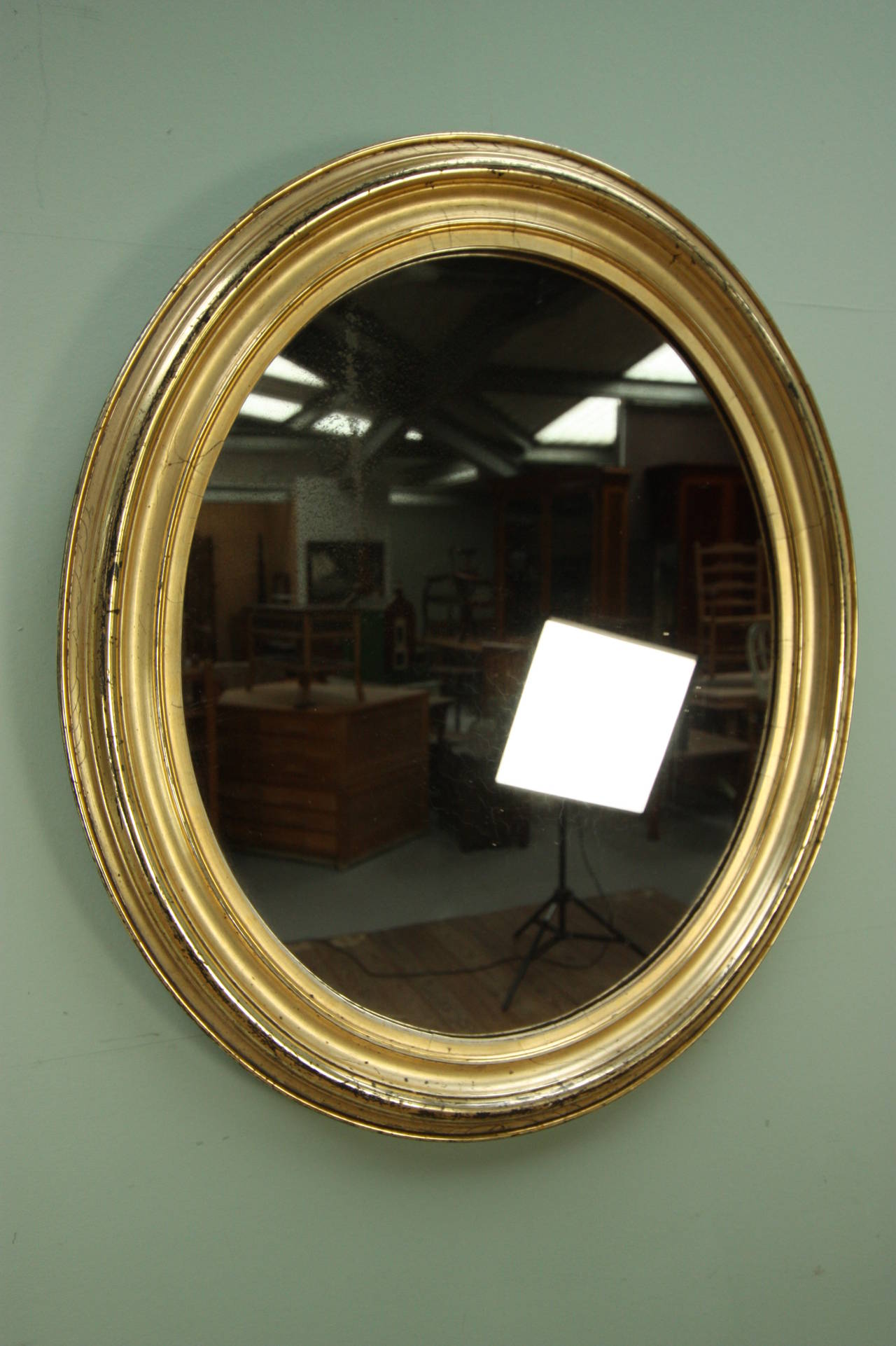 English 19th Century Antique Oval Gilt Mirror