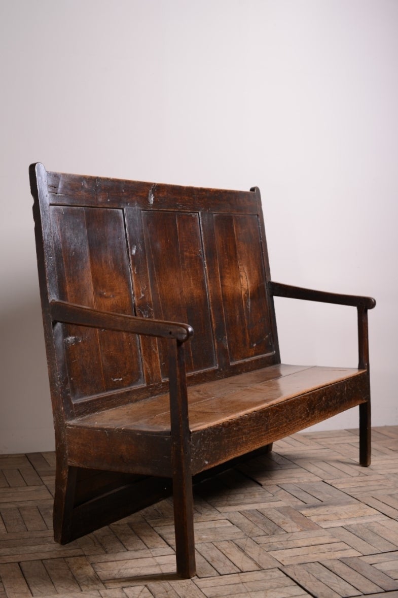 British Beautiful Georgian Oak High Back Antique Settle