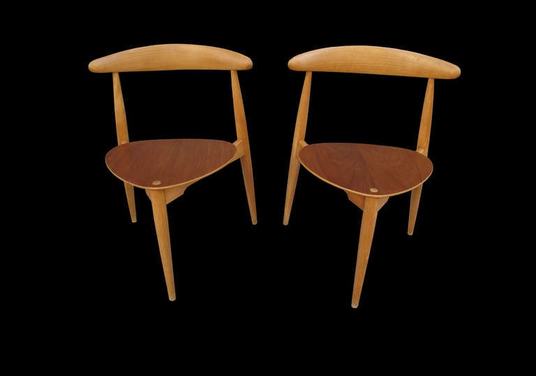 Set of 2 Hans J. Wegner 'Heart' Chairs in teak and beech by Fritz Hansen
designed circa 1952.

HEIGHT:	28.74 in. (73 cm)
WIDTH:	17.32 in. (44 cm)
DEPTH:	21.26 in. (54 cm)
SEAT HEIGHT:	16.93 in. (43 cm)